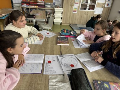 PŘÍBĚH ČERVENÉHO KOLEČKA